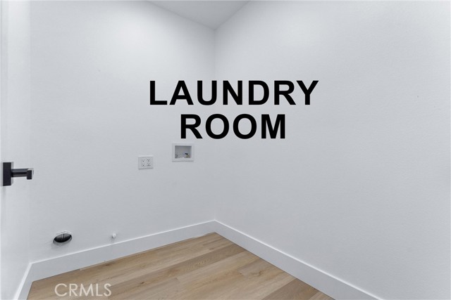 325 S Valley Street, Anaheim CA: https://media.crmls.org/medias/c5f8a49b-152f-46e6-aa0a-de64eaa29990.jpg