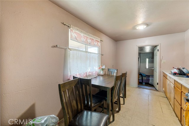 Detail Gallery Image 11 of 20 For 1009 E Cleveland Ave, Madera,  CA 93638 - 3 Beds | 1 Baths