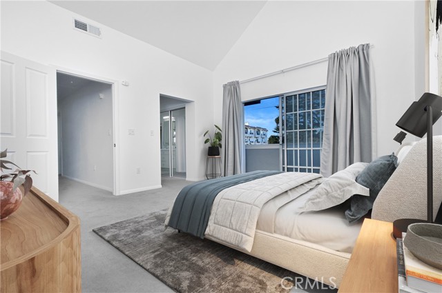 13030 Moorpark Street # 1, Studio City (los Angeles), California 91604, 2 Bedrooms Bedrooms, ,1 BathroomBathrooms,Residential Lease,For Rent,13030 Moorpark Street # 1,CRSR24234423