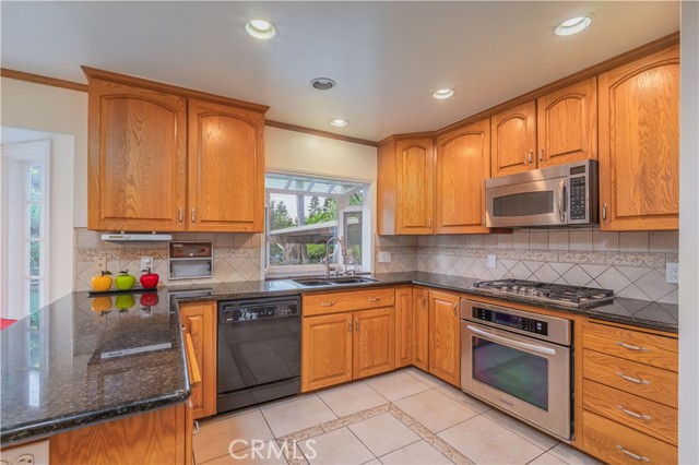 15313 Del Prado Drive, Hacienda Heights CA: https://media.crmls.org/medias/c5fa1dbe-d1c0-4639-9959-3a1d4bcf9e40.jpg