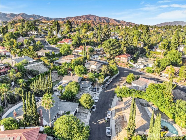 Detail Gallery Image 5 of 53 For 18735 Accra St, Porter Ranch,  CA 91326 - 4 Beds | 4/1 Baths