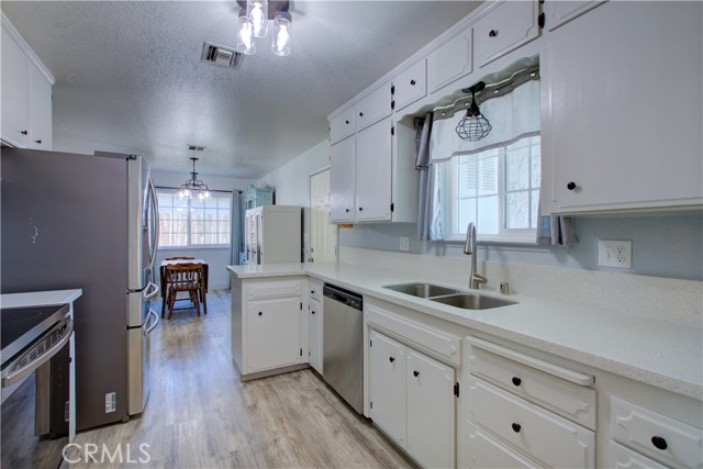 Detail Gallery Image 25 of 53 For 1561 Riechel, Atwater,  CA 95301 - 3 Beds | 2 Baths