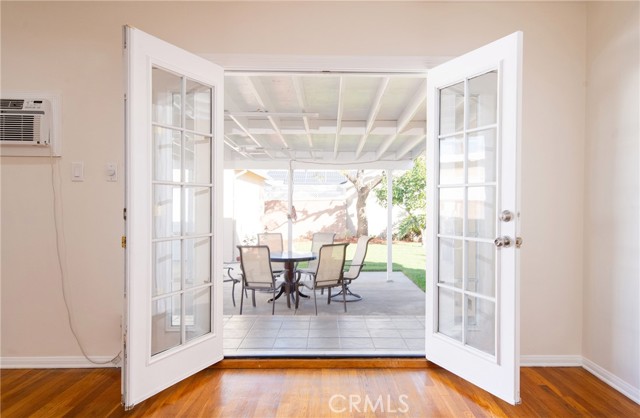 Detail Gallery Image 18 of 24 For 4322 Maybank Ave, Lakewood,  CA 90712 - 3 Beds | 2 Baths