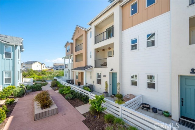 Front Image Thumbnail for CRPI26092004