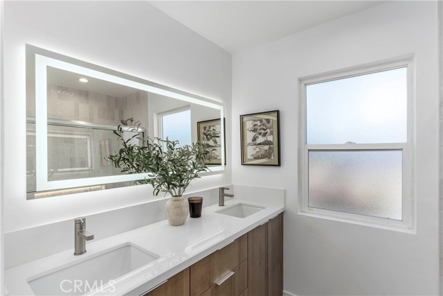 22608 Crespi Street, Woodland Hills CA: https://media.crmls.org/medias/c5fc3f38-1b13-4d19-9e11-b7993a5b77a5.jpg