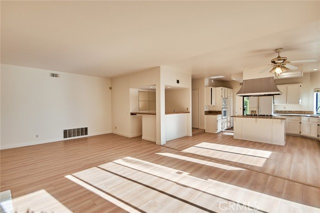 Detail Gallery Image 9 of 31 For 24352 Rimford Pl, Diamond Bar,  CA 91765 - 4 Beds | 3 Baths