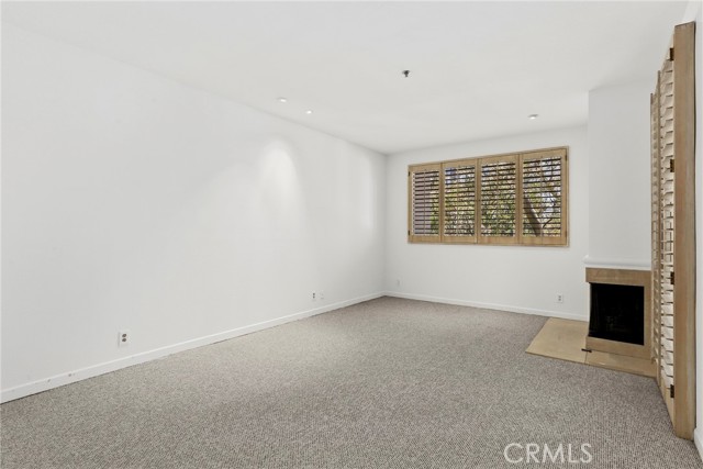 2122 Century Park Lane, Los Angeles CA: https://media.crmls.org/medias/c5fe9920-11aa-42e7-aa44-49ce87a313ef.jpg