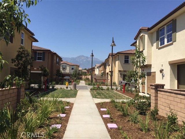 Detail Gallery Image 36 of 42 For 3076 E via Rosso, Ontario,  CA 91764 - 3 Beds | 2 Baths