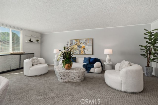 540 Kelton Avenue, Los Angeles CA: https://media.crmls.org/medias/c5ff02a3-077e-4ae0-89e2-973031d111f9.jpg