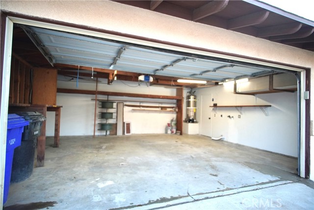 5187 Cedar Street, Jurupa Valley CA: https://media.crmls.org/medias/c5ff72f3-25de-41ea-8bcc-f6b506a39c37.jpg
