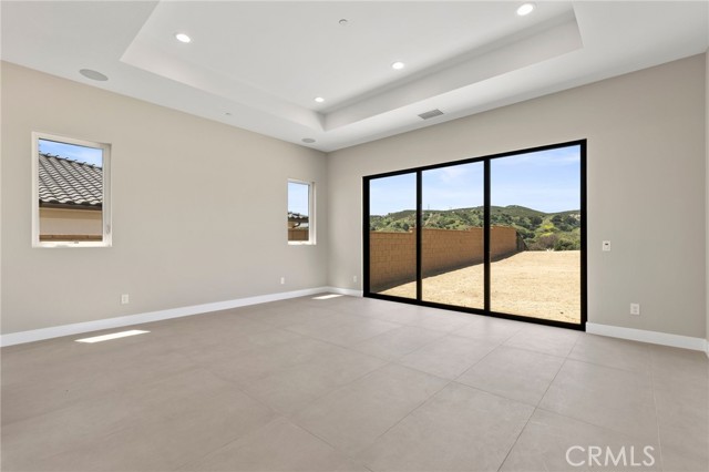 11851 Red Hawk Lane, Porter Ranch CA: https://media.crmls.org/medias/c5ffda30-6e31-48c3-b662-575a0e1c0de0.jpg