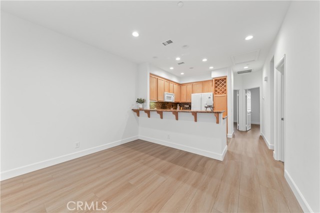 Detail Gallery Image 9 of 44 For 28456 Sassetta Way, Lake Forest,  CA 92679 - 2 Beds | 1 Baths