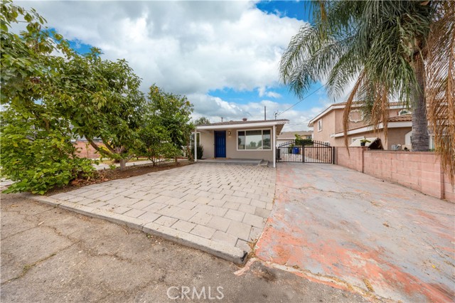15220 Terracedale Drive, La Mirada CA: https://media.crmls.org/medias/c600df27-3141-4fa3-b7dd-244e3b7b7baf.jpg