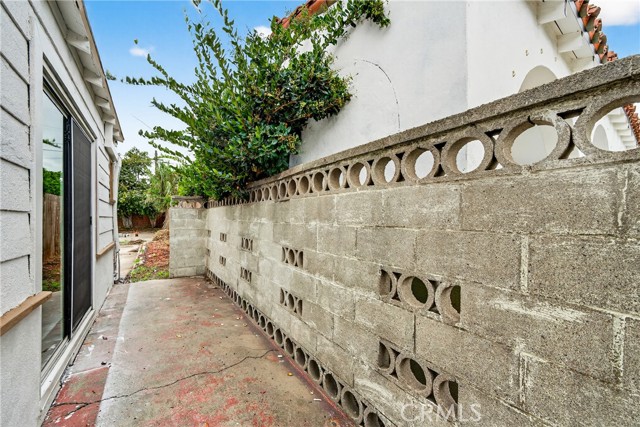 Detail Gallery Image 31 of 35 For 1500 W 96th, Los Angeles,  CA 90047 - 2 Beds | 2 Baths