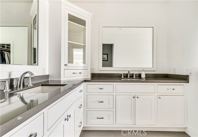 31032 Aliso Circle, Laguna Beach CA: https://media.crmls.org/medias/c601ce10-d04e-419e-bcc2-7a4a45d0e328.jpg