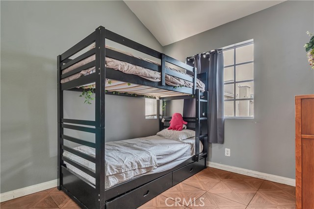 9216 Tobias Avenue, Panorama City CA: https://media.crmls.org/medias/c6023a83-d0a6-40e8-9287-dea75c1adef2.jpg