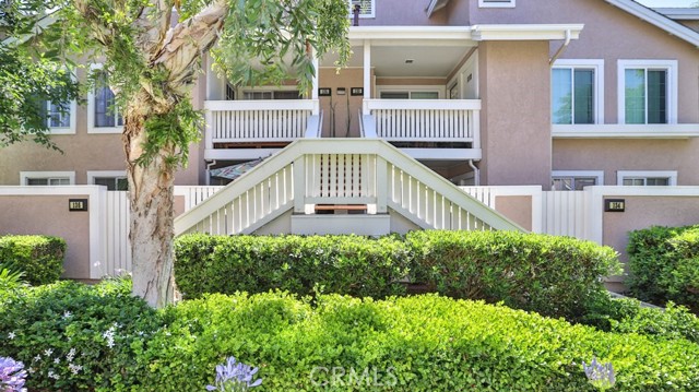 Detail Gallery Image 1 of 40 For 135 Greenfield #132,  Irvine,  CA 92614 - 2 Beds | 1 Baths