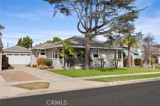 5541 Peabody Street, Long Beach, California 90808, 2 Bedrooms Bedrooms, ,1 BathroomBathrooms,Single Family Residence,For Sale,Peabody,OC25030658