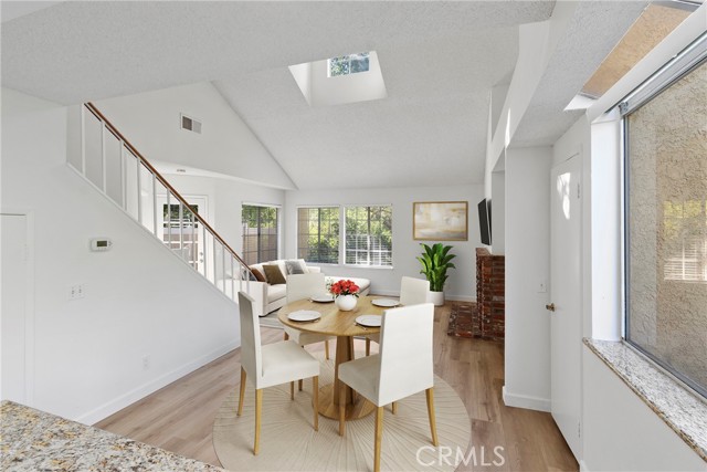 Detail Gallery Image 6 of 40 For 21141 Flametree, Lake Forest,  CA 92630 - 3 Beds | 2 Baths