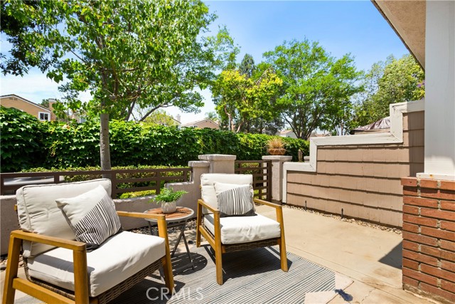6375 Woodrow Court, Chino Hills CA: https://media.crmls.org/medias/c603f0f9-0b6e-4018-bed9-324ef2460312.jpg