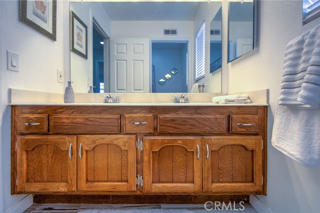 Detail Gallery Image 32 of 47 For 13751 Marshall Ln, Tustin,  CA 92780 - 4 Beds | 2/1 Baths