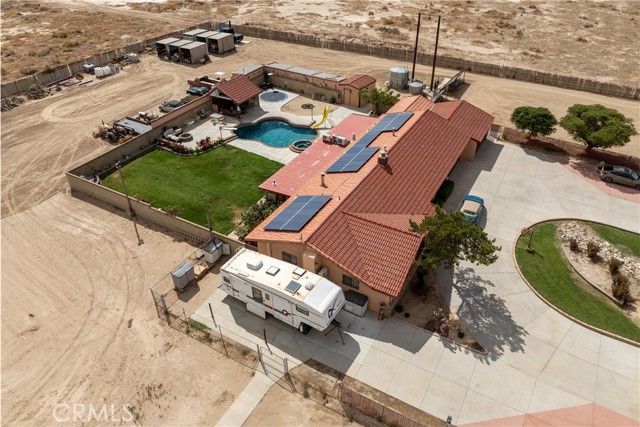 8212 E Avenue H, Lancaster CA: https://media.crmls.org/medias/c6069571-6920-4d54-83f4-8e01615eabf5.jpg