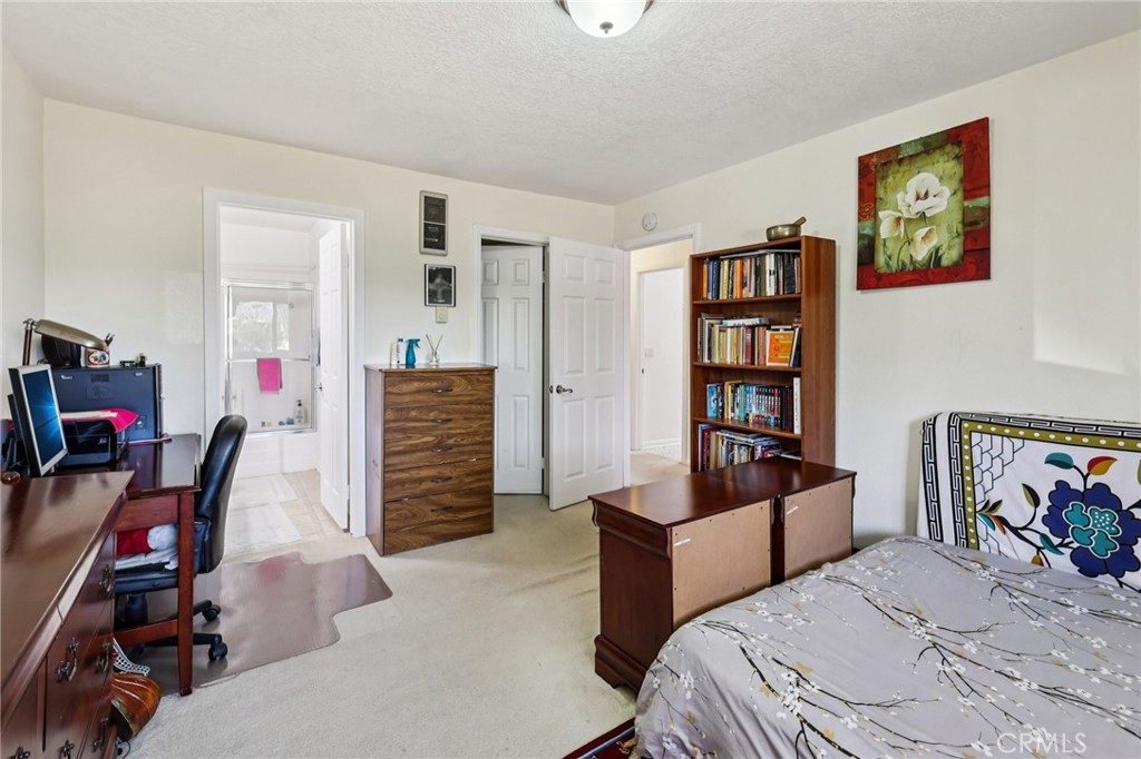 2094 Grand Ave - photo 15