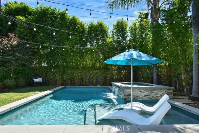 4058 Shadyglade Avenue, Studio City CA: https://media.crmls.org/medias/c606ee3b-1ea0-4b6c-ad52-dd53b0f5a13f.jpg