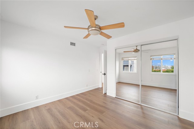 Detail Gallery Image 28 of 35 For 377 Roycroft Ave, Long Beach,  CA 90814 - 4 Beds | 2/1 Baths