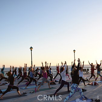Yoga at the Redondo Beach Pier