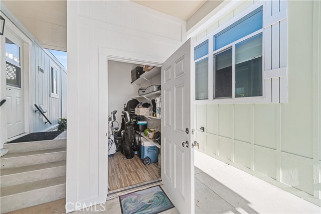 Detail Gallery Image 28 of 48 For 262 Mayflower Dr, Newport Beach,  CA 92660 - 2 Beds | 2 Baths