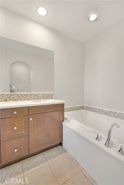 Detail Gallery Image 40 of 74 For 906 Grove Ct, Claremont,  CA 91711 - 3 Beds | 2 Baths