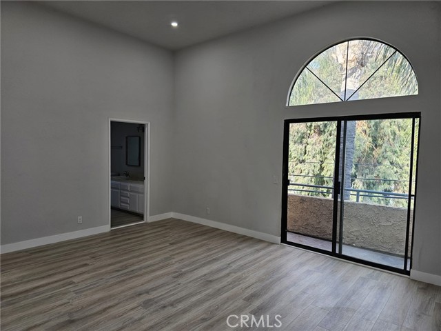 Detail Gallery Image 9 of 14 For 8331 Cedros Ave #14,  Panorama City,  CA 91402 - 2 Beds | 3 Baths