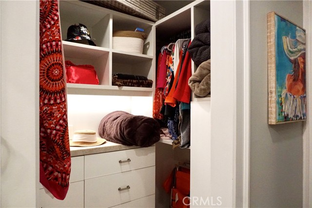 Detail Gallery Image 11 of 16 For 711 Pacific Coast Highway #301,  Huntington Beach,  CA 92648 - 0 Beds | 1 Baths