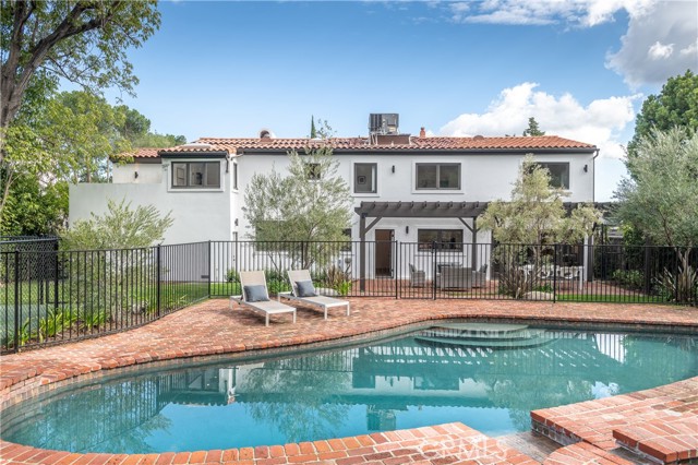 Detail Gallery Image 30 of 45 For 17153 Adlon Rd, Encino,  CA 91436 - 5 Beds | 5/1 Baths