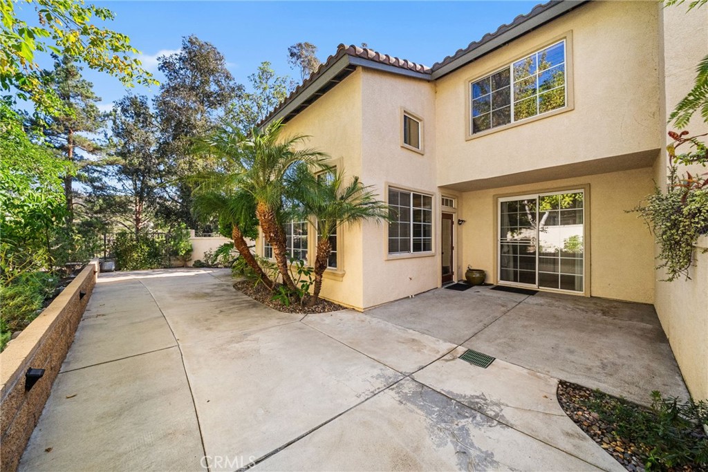 MLS #OC25258182 image #17