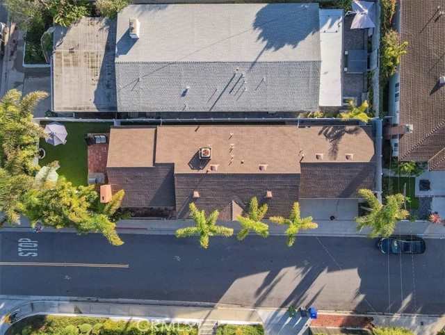 3616 Elm Avenue, Manhattan Beach, California 90266, 3 Bedrooms Bedrooms, ,2 BathroomsBathrooms,Residential,Sold,Elm,SB22239127