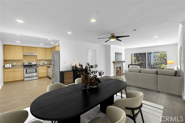 200 Mcneil Lane, Newport Beach CA: https://media.crmls.org/medias/c60a84f4-e8a9-4e68-8054-21570091997e.jpg