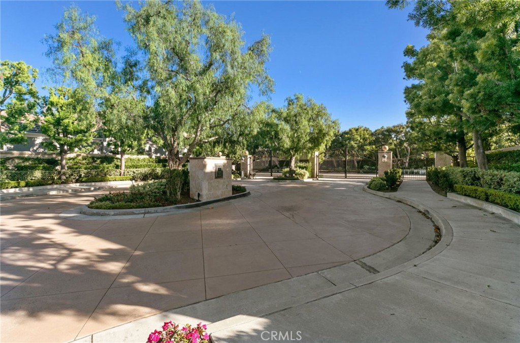 MLS #OC25258217 image #35