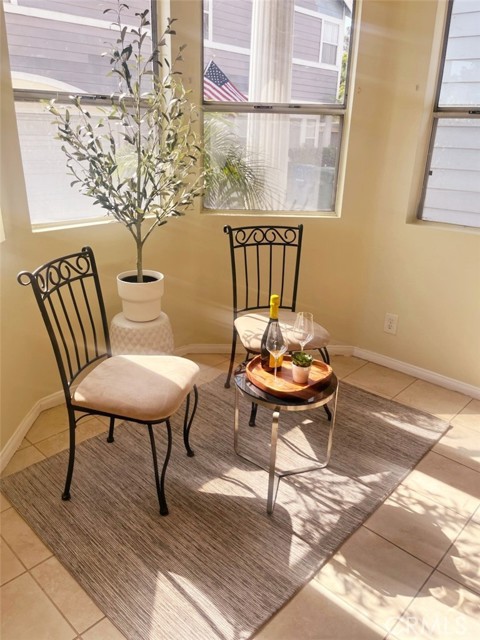 Detail Gallery Image 7 of 24 For 4623 W 171st St, Lawndale,  CA 90260 - 3 Beds | 3 Baths