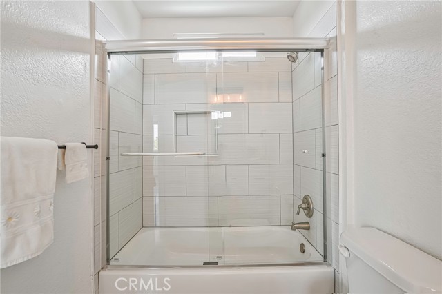 4543 W 168th Street, Lawndale CA: https://media.crmls.org/medias/c60ceb67-3f7c-458c-88e4-b42b9bd50334.jpg