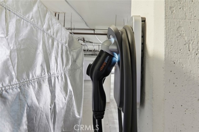 Detail Gallery Image 34 of 39 For 1023 Wilcox Ave, Los Angeles,  CA 90038 - 2 Beds | 2 Baths