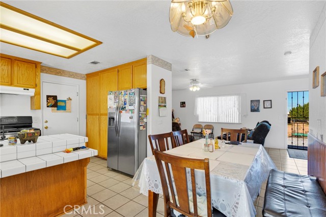 Detail Gallery Image 48 of 69 For 9037 5th Ave, Hesperia,  CA 92345 - 5 Beds | 4 Baths