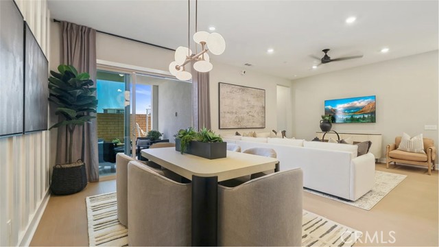 Detail Gallery Image 4 of 34 For 1185 Snowberry Pl, Montebello,  CA 90640 - 4 Beds | 3/1 Baths