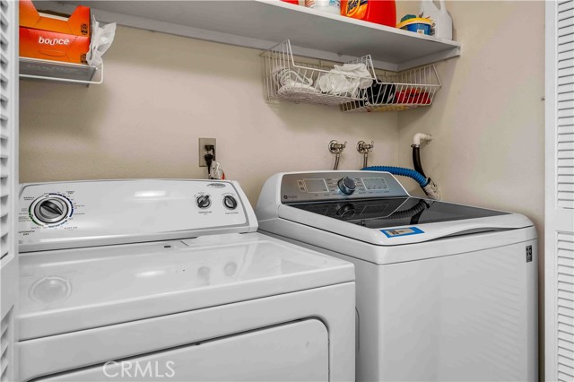 420 Palos Verdes Boulevard, Redondo Beach CA: https://media.crmls.org/medias/c60fd221-4c57-484c-ae18-093c5e5a3fb6.jpg