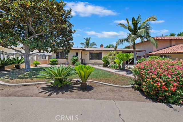 Image 2 for 931 Beverly Rd, Corona, CA 92879