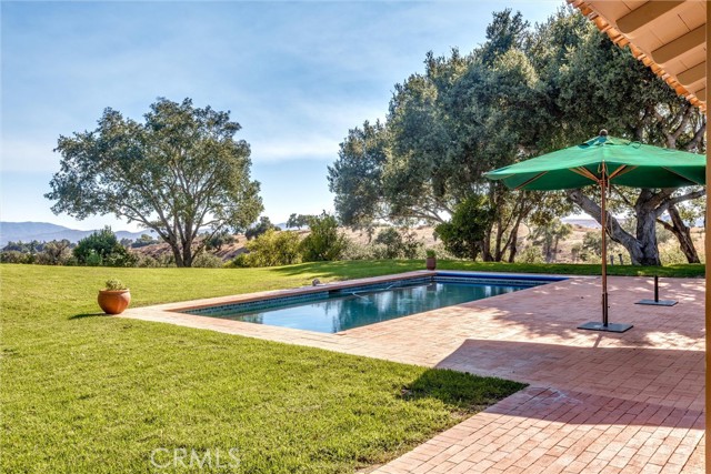 3595 Oak Trail Rd, Santa Ynez CA: https://media.crmls.org/medias/c61027c5-6885-4a73-b395-fa99b7db7616.jpg