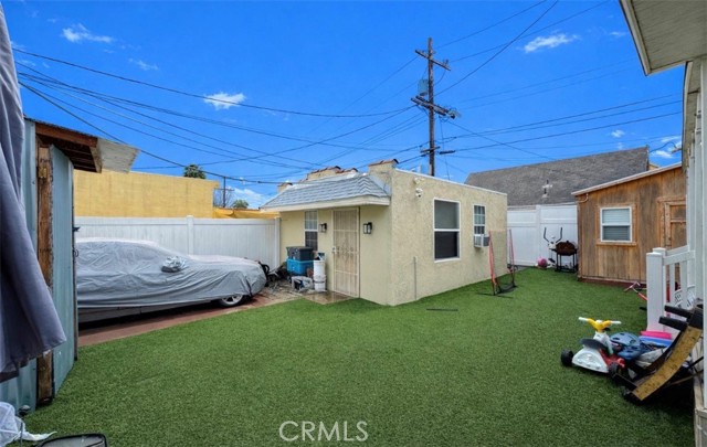 Detail Gallery Image 6 of 14 For 1428 W 91st, Los Angeles,  CA 90047 - 2 Beds | 1 Baths