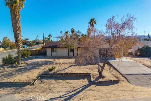 Detail Gallery Image 2 of 42 For 73787 Desert Dunes, Twentynine Palms,  CA 92277 - 3 Beds | 2 Baths
