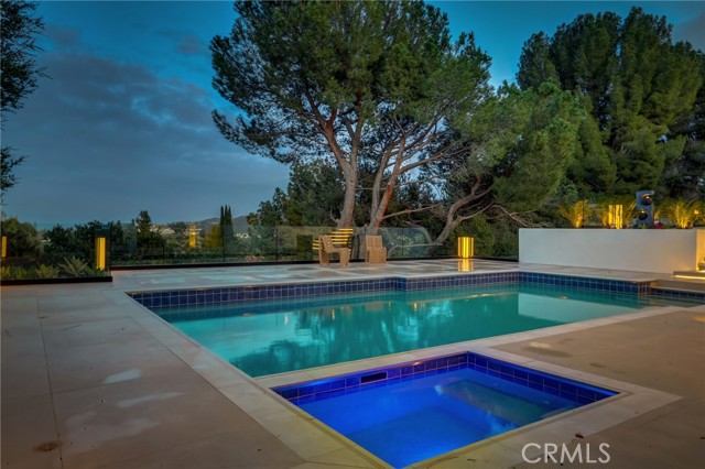 Detail Gallery Image 9 of 75 For 4140 Aleman Dr, Tarzana,  CA 91356 - 4 Beds | 4 Baths